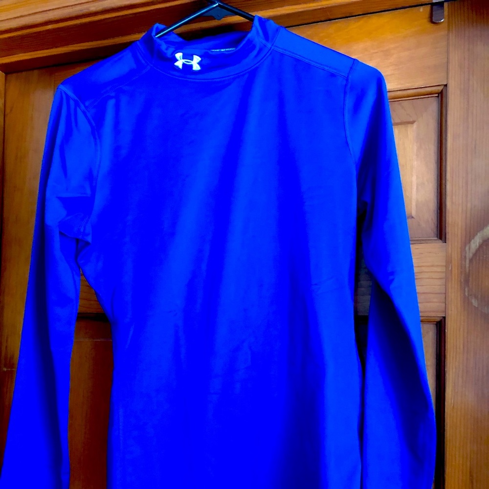 NWT turtleneck medium under armour cold gear